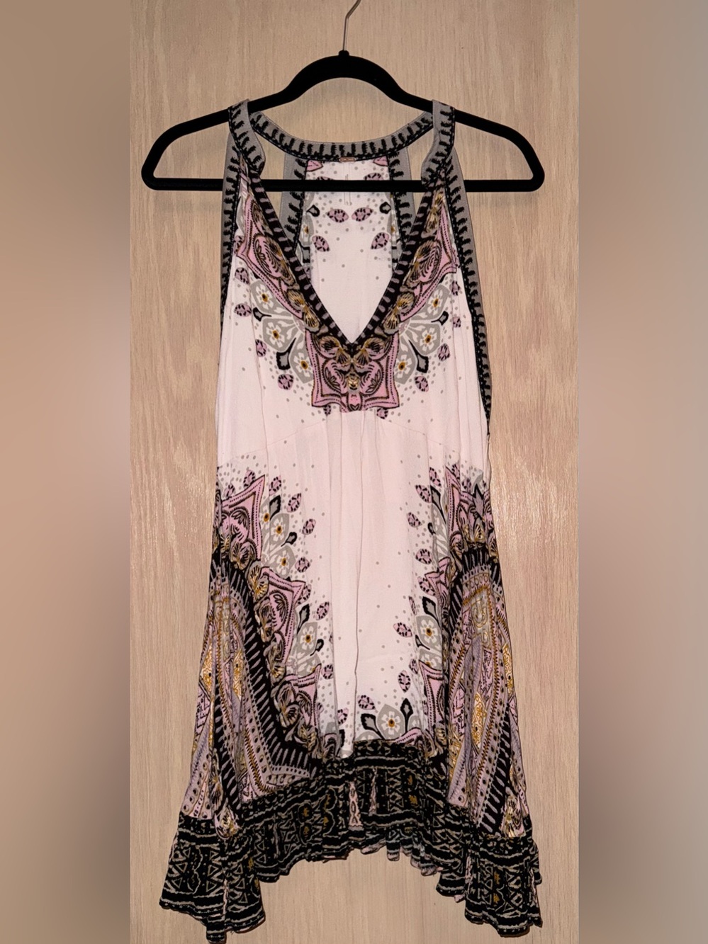 Free People Light Pink Paisley V-Neck Camisole